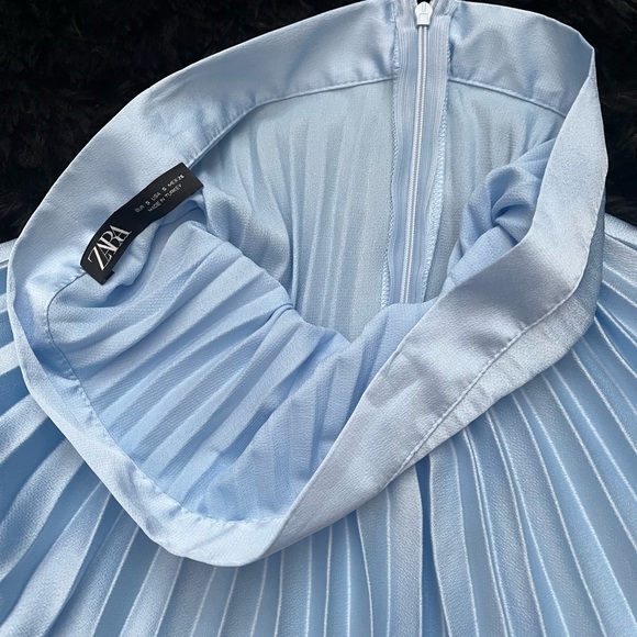 Baby blue zara midi skirt - Picture 2 of 3